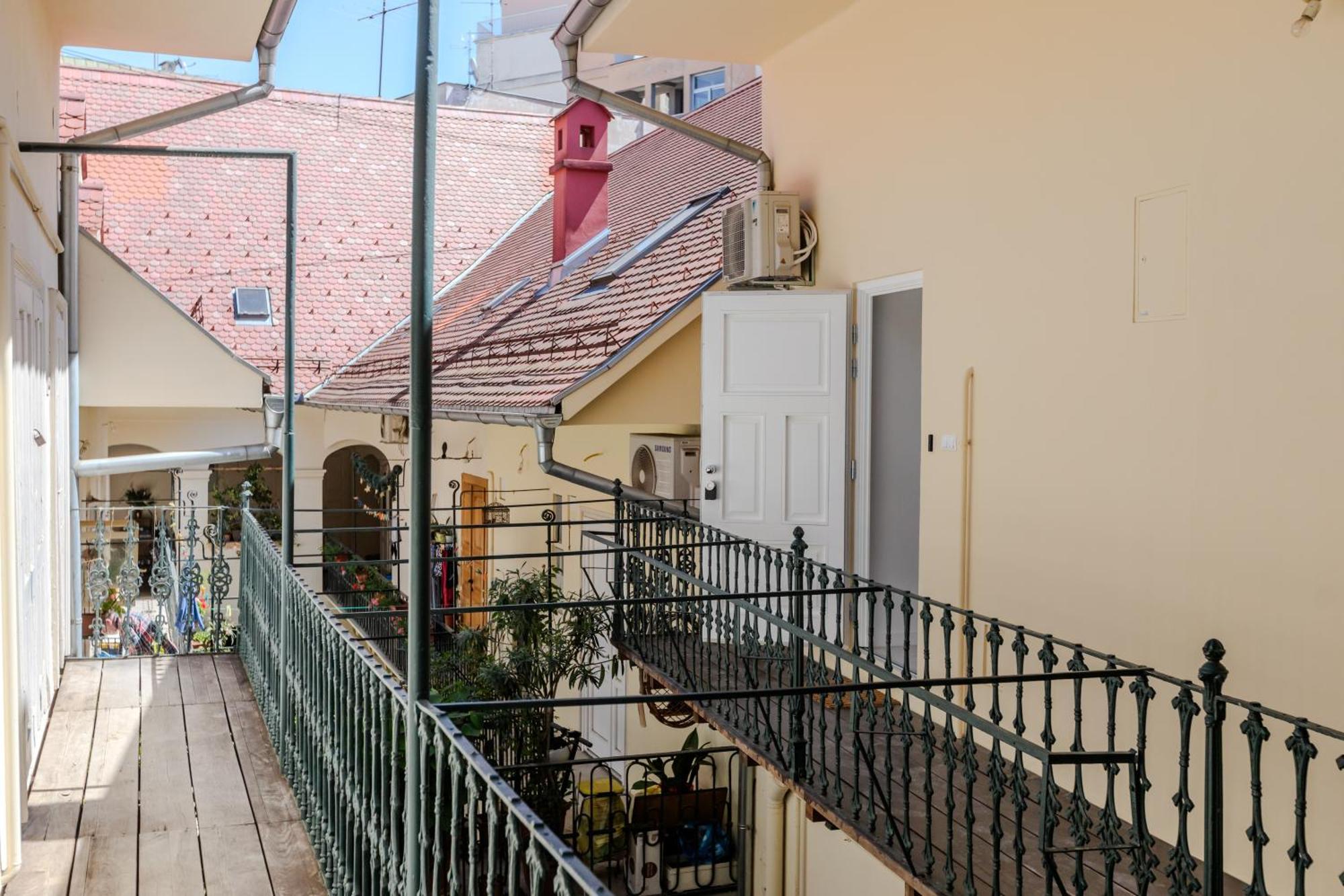 Apartment Nikola 4* Zagreb Bagian luar foto